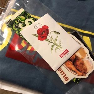 Supreme Slate Arch Logo T